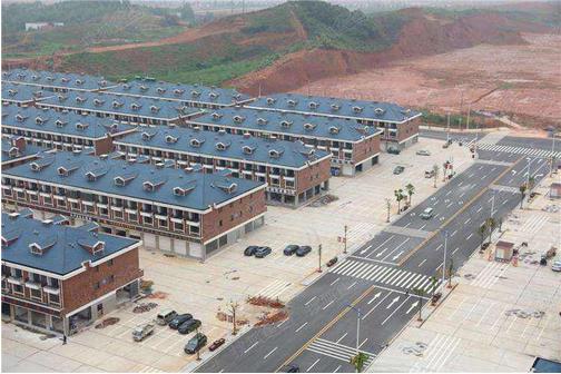 湖南?。汗膊季指骷壗煌ㄟ\輸物流園區(qū)137個，其中一級園區(qū)22個、二級園區(qū)70個、三級園區(qū)45個