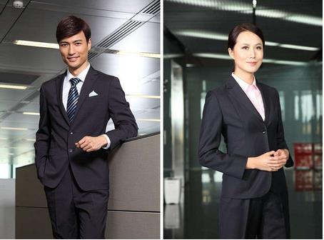 服裝高級(jí)定制業(yè)必定帶動(dòng)中國(guó)服裝行業(yè)在國(guó)際舞臺(tái)上越走越遠(yuǎn)