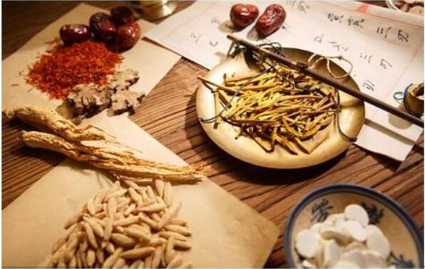 我國中藥材產(chǎn)業(yè)發(fā)展迅速，正向規(guī)?；?，標準化轉(zhuǎn)變