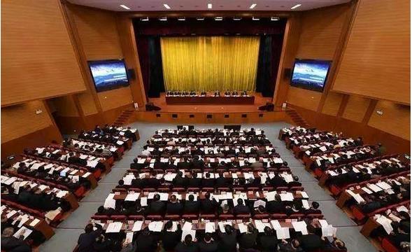 交通運輸部部長李小鵬：2018年，鐵路完成投資7920億元，公路水路完成投資2.3萬億元，民航完成投資810億元