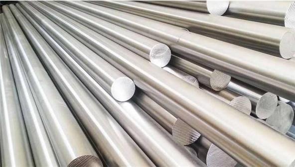 鎳基高溫合金在整個(gè)高溫合金領(lǐng)域占有重要地位，是作為航空發(fā)動(dòng)機(jī)的首選材料?