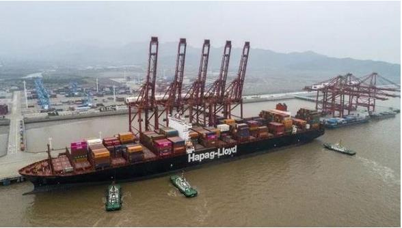 2018年，我國外貿(mào)進出口總值30.51萬億元人民幣，其中，出口16.42萬億元，進口14.09萬億元