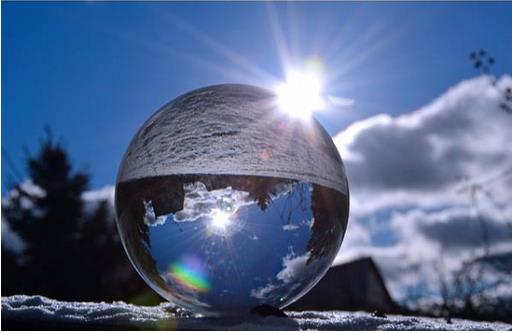 農(nóng)業(yè)農(nóng)村部等六部委聯(lián)合印發(fā)了《關(guān)于開(kāi)展土地經(jīng)營(yíng)權(quán)入股發(fā)展農(nóng)業(yè)產(chǎn)業(yè)化經(jīng)營(yíng)試點(diǎn)的指導(dǎo)意見(jiàn)》