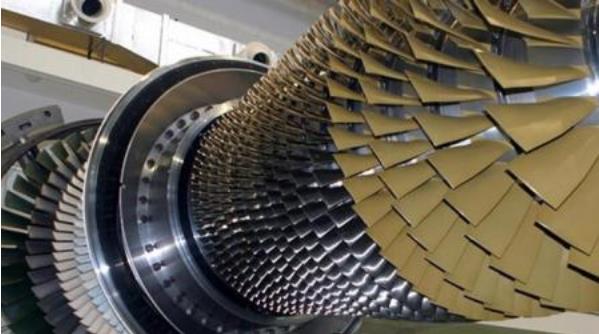 大力培育和發(fā)展高端裝備制造業(yè)，有制造大國(guó)向強(qiáng)國(guó)轉(zhuǎn)變