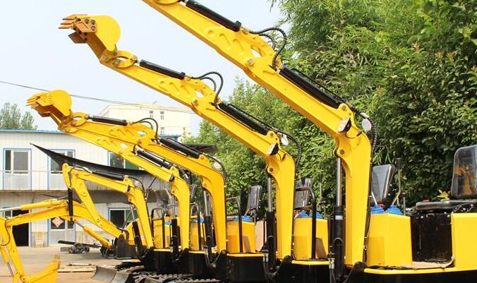 第一季度中國挖掘機行業(yè)銷量預測、出口量及市場份額分析：國內(nèi)銷量增速明顯回升，出口增速回落